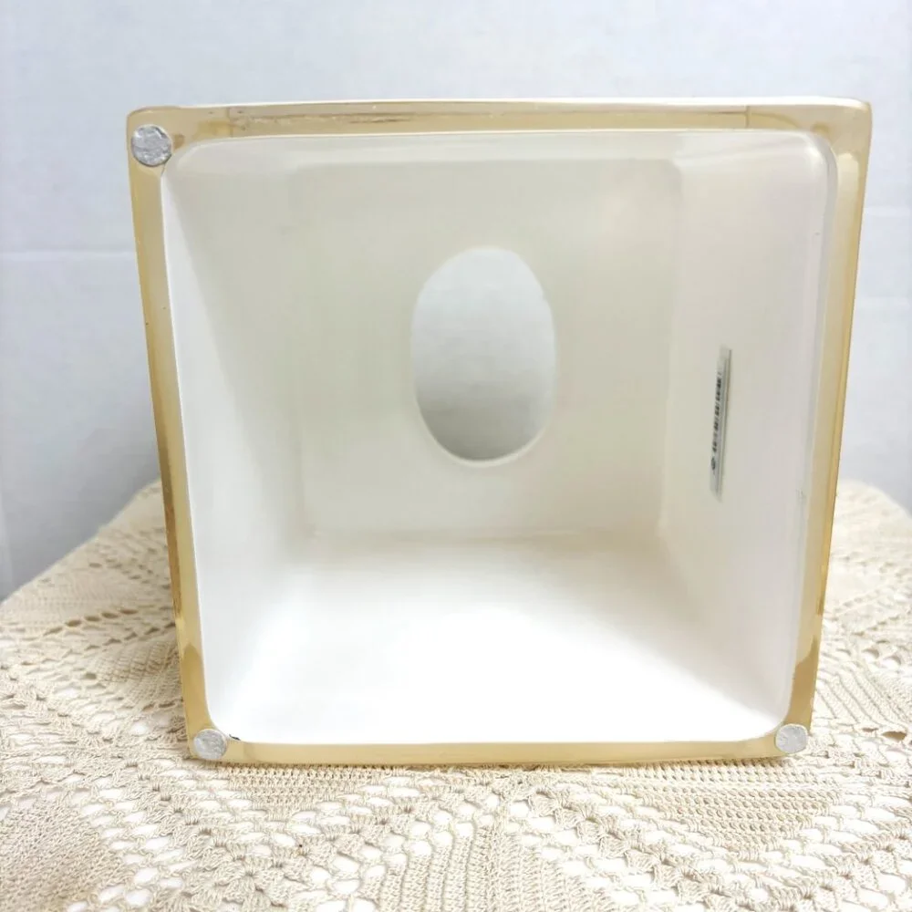 * Hotel Collection Square Cream  Acryllic Lucite Tissue Box 80’s – 90’s Vintage